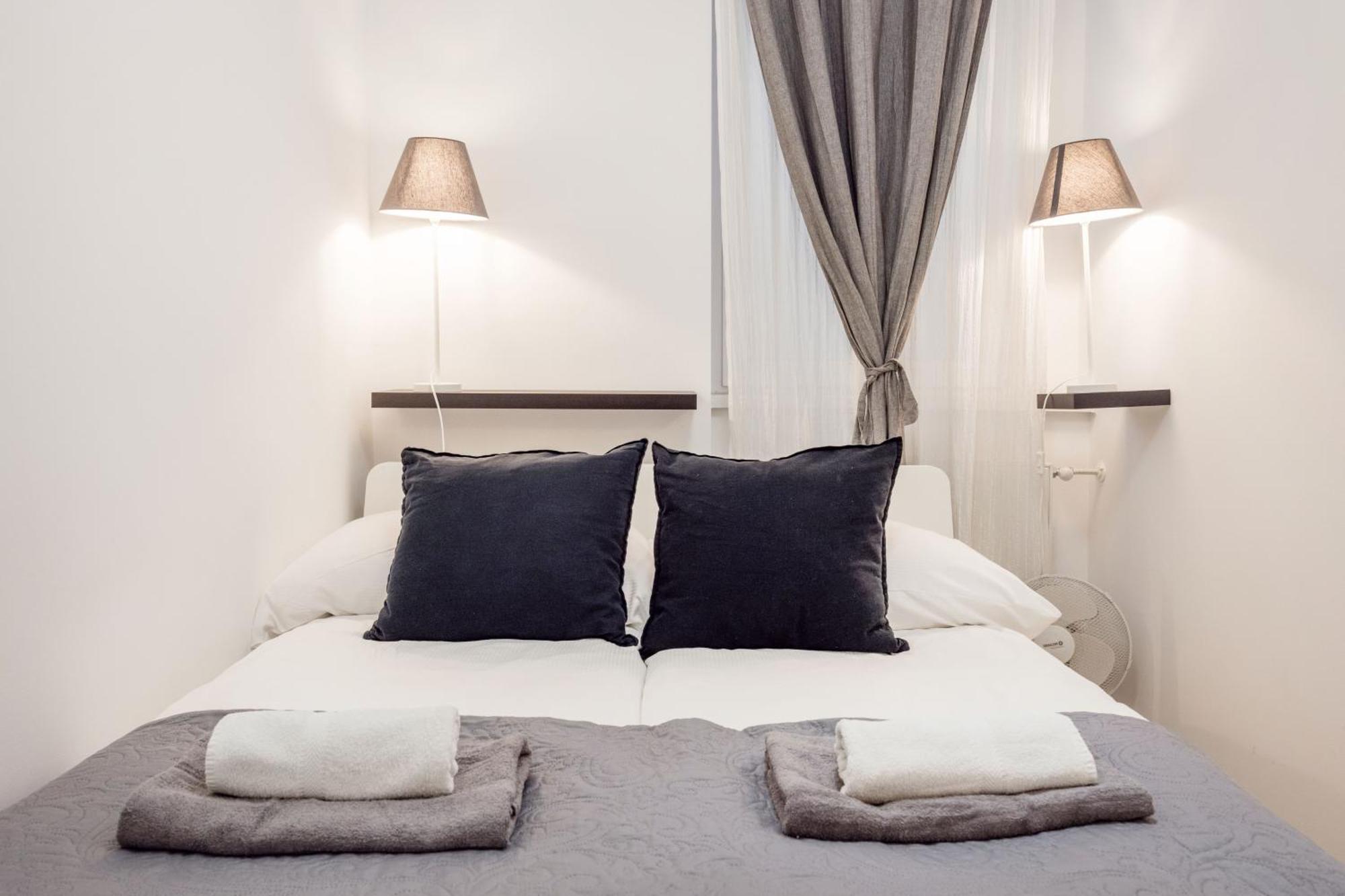 Modern Westend Citycenter Home Будапеща Екстериор снимка