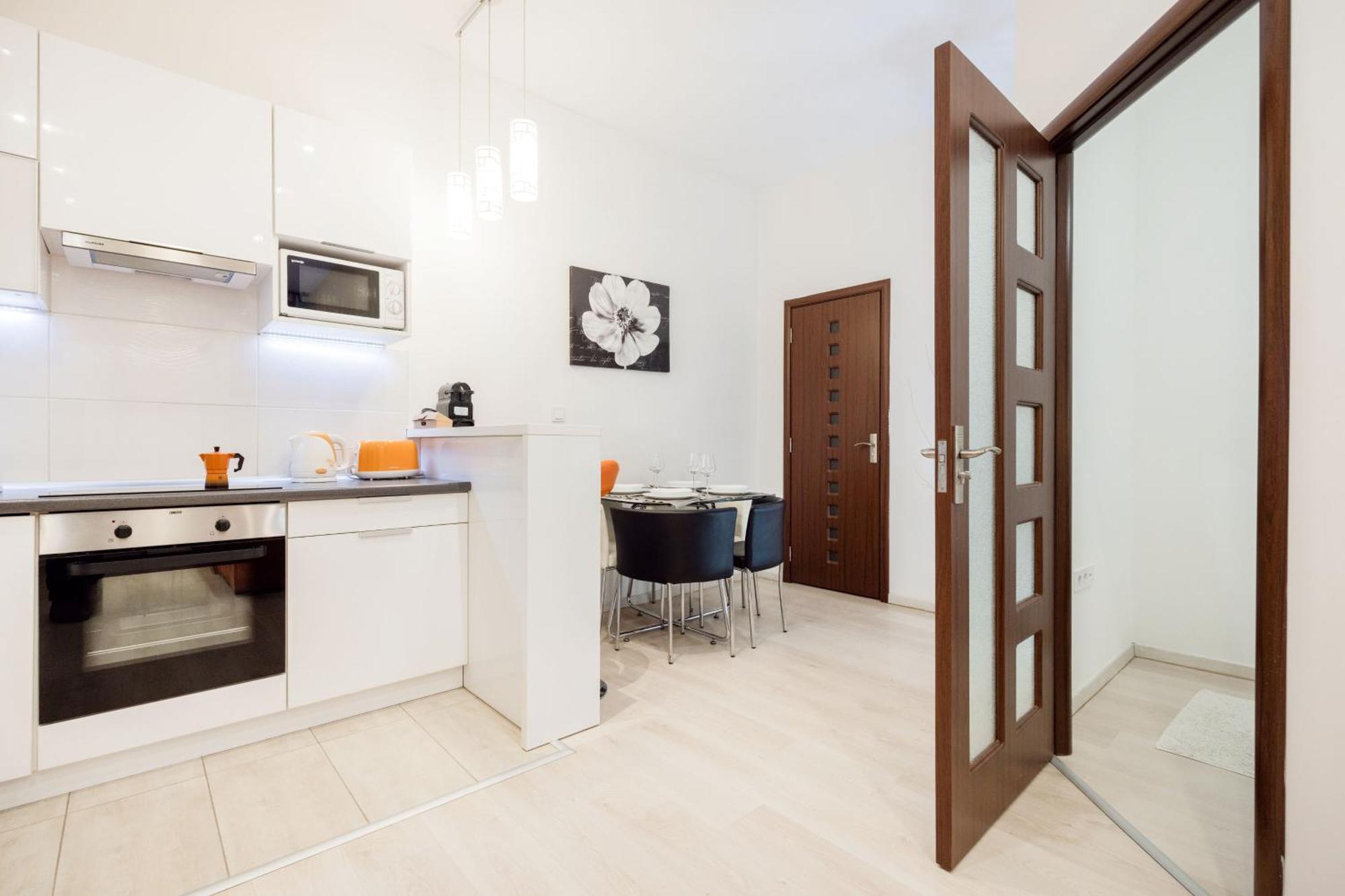 Modern Westend Citycenter Home Будапеща Екстериор снимка